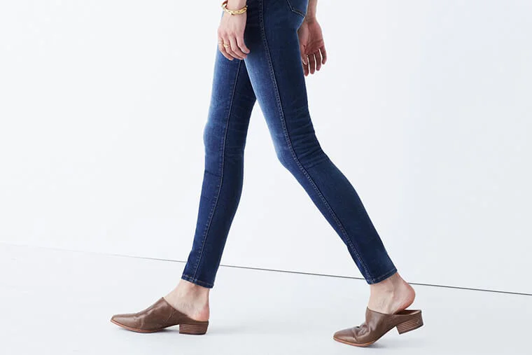 как правильно подобрать джинсы с высокой талией