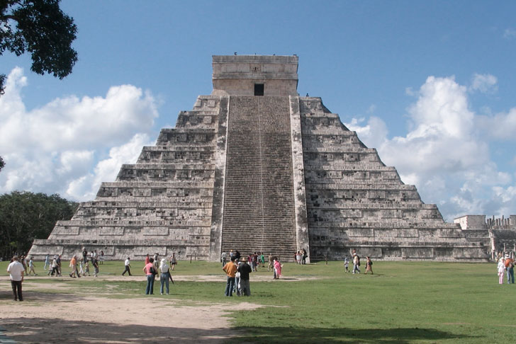 мексиканская пирамида