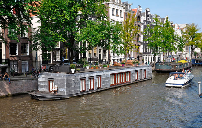 амстердамские плавучие дома