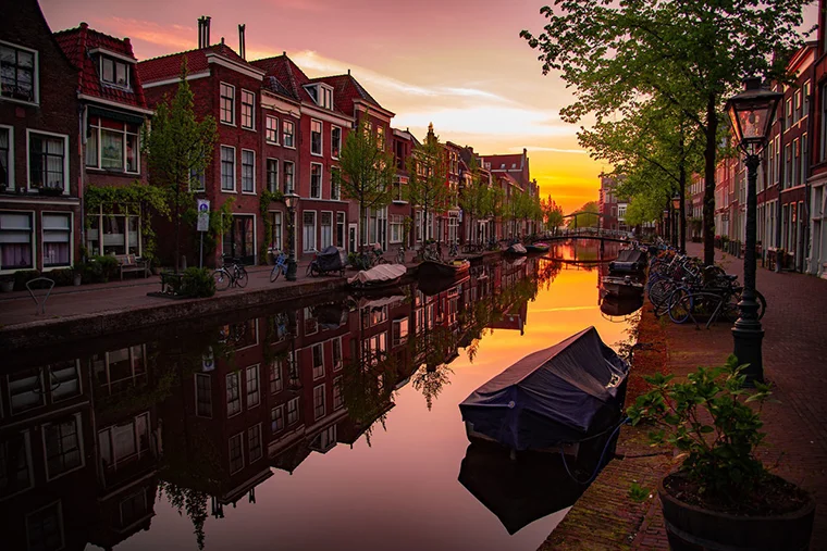 лучший голландский город в вечернее время